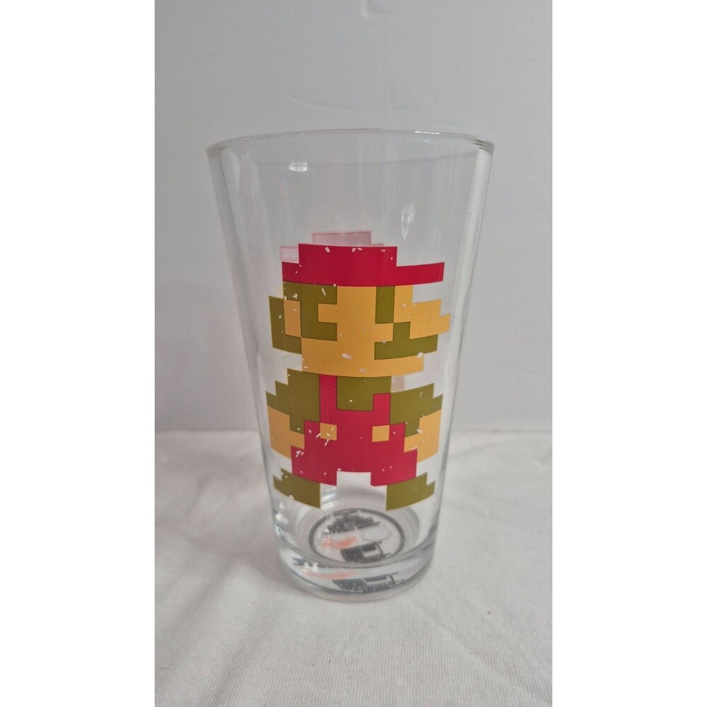 Super Mario Pixelated Drinking Glass – Retro 8‑Bit Mario – Clear Glass